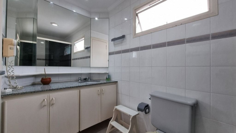 Imagem Apartamento com 4 Quartos à Venda, 149 m² em Pitangueiras - Guarujá Imagem Apartamento com 4 Quartos à Venda, 149 m² em Pitangueiras - Guarujá
