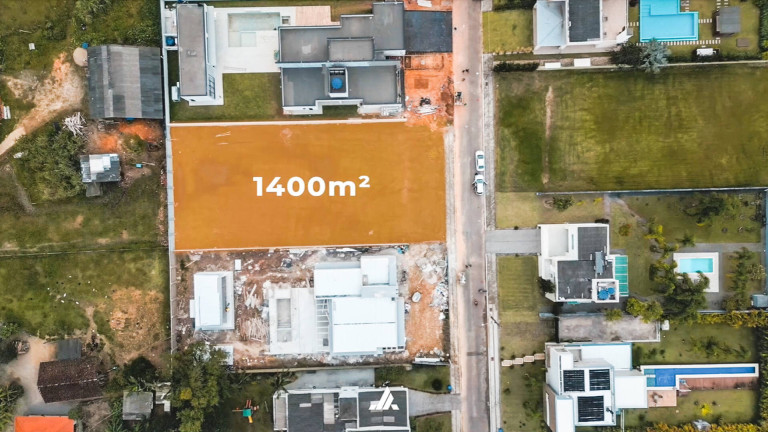 Terreno em Condomínio à Venda, 2 m² em Casa Branca - Itapema