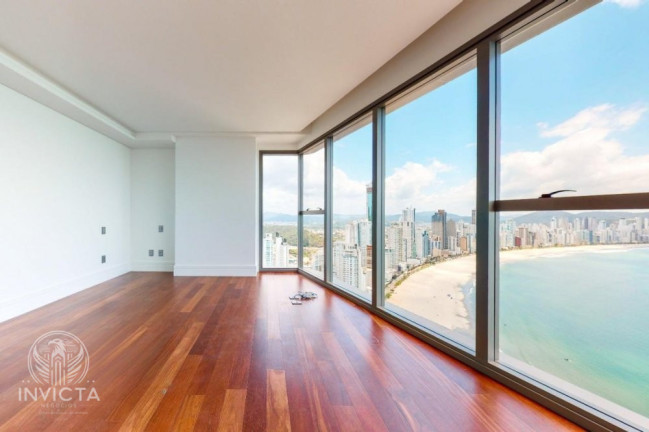 Imagem Apartamento com 4 Quartos à Venda, 230 m² em Barra Sul - Balneário Camboriú Imagem Apartamento com 4 Quartos à Venda, 230 m² em Barra Sul - Balneário Camboriú