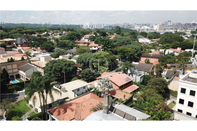 Imagem Casa com 5 Quartos à Venda, 335 m² em Boaçava - São Paulo