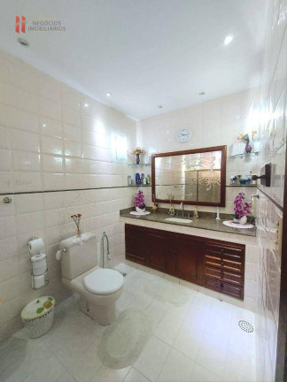 Imagem Casa com 3 Quartos à Venda, 350 m² em Jardim Vinte E Cinco De Agosto - Duque De Caxias