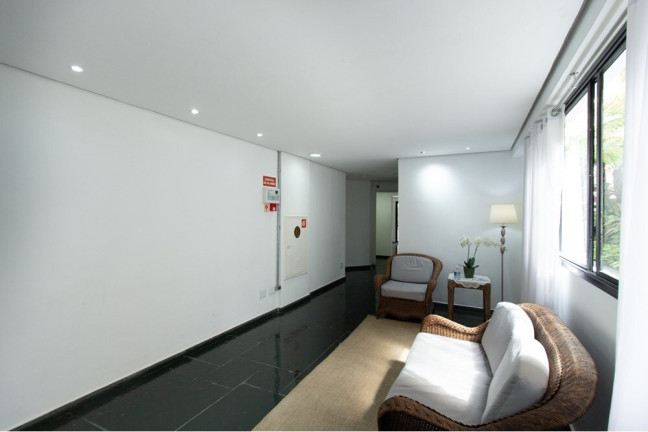 Imagem Apartamento com 2 Quartos à Venda, 60 m² em Moema - São Paulo
