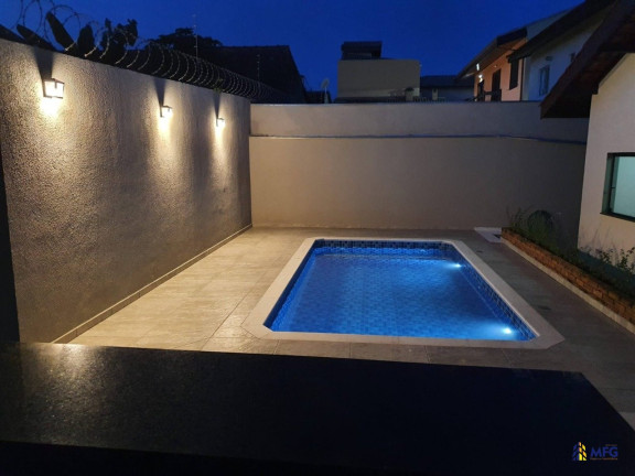 Imagem Casa de Condomínio com 3 Quartos à Venda, 300 m² em Iporanga - Sorocaba