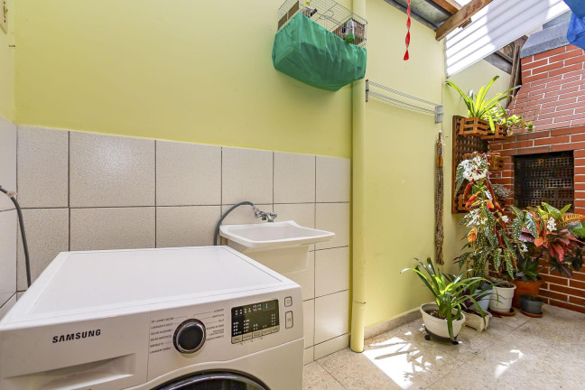Imagem Sobrado com 3 Quartos à Venda, 170 m² em Campo Comprido - Curitiba Imagem Sobrado com 3 Quartos à Venda, 170 m² em Campo Comprido - Curitiba