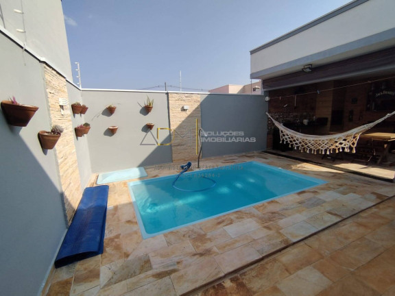 Imagem Casa com 3 Quartos à Venda, 250 m² em Jardim Cambuí - Botucatu