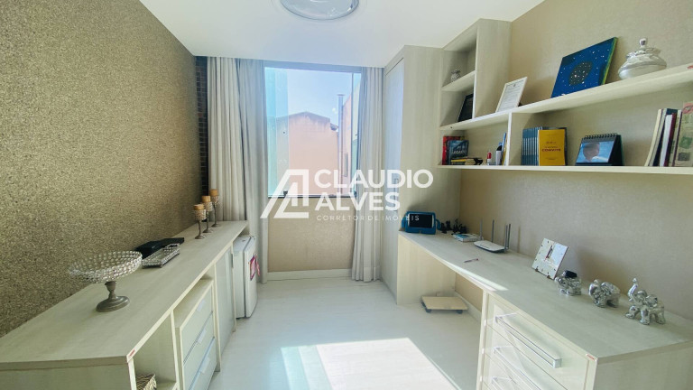 Imagem Casa de Condomínio com 5 Quartos à Venda, 500 m² em Parque Ipê - Feira De Santana