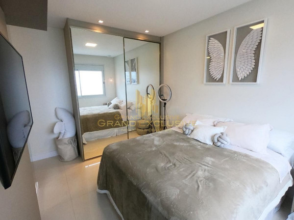 Imagem Apartamento com 3 Quartos à Venda, 133 m² em Centro - Balneário Camboriú Imagem Apartamento com 3 Quartos à Venda, 133 m² em Centro - Balneário Camboriú