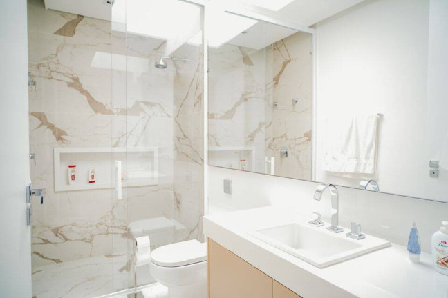 Imagem Casa com 5 Quartos à Venda, 1.180 m² em Alphaville - Santana De Parnaíba Imagem Casa com 5 Quartos à Venda, 1.180 m² em Alphaville - Santana De Parnaíba