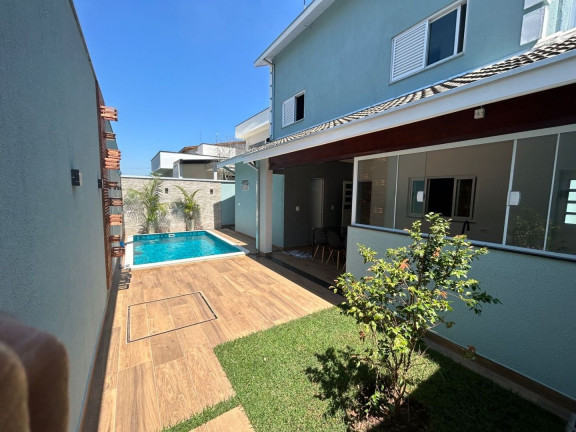 Casa com 3 Quartos à Venda, 190 m² em Jardim Jacinto - Jacareí