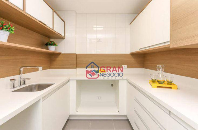 Imagem Apartamento com 3 Quartos à Venda, 176 m² em Cabral - Curitiba Imagem Apartamento com 3 Quartos à Venda, 176 m² em Cabral - Curitiba