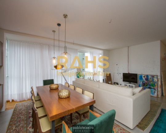 Imagem Apartamento com 3 Quartos à Venda, 223 m² em Atiradores - Joinville Imagem Apartamento com 3 Quartos à Venda, 223 m² em Atiradores - Joinville