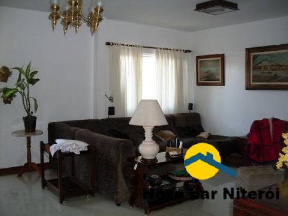 Imagem Casa com 3 Quartos à Venda, 240 m² em Itaipu - Niterói