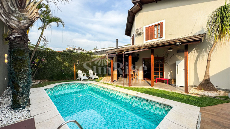 Imagem Casa com 4 Quartos à Venda, 290 m² em Alphaville 06 - Santana De Parnaíba Imagem Casa com 4 Quartos à Venda, 290 m² em Alphaville 06 - Santana De Parnaíba