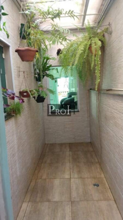 Imagem Sobrado com 3 Quartos à Venda, 236 m² em Parque Novo Oratório - Santo André Imagem Sobrado com 3 Quartos à Venda, 236 m² em Parque Novo Oratório - Santo André
