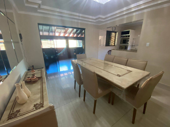 Imagem Casa com 4 Quartos à Venda, 330 m² em Vila Aparecida - Jundiaí Imagem Casa com 4 Quartos à Venda, 330 m² em Vila Aparecida - Jundiaí