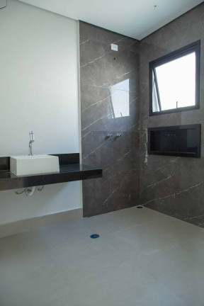 Imagem Casa com 3 Quartos à Venda, 247 m² em Tamboré - Santana De Parnaíba