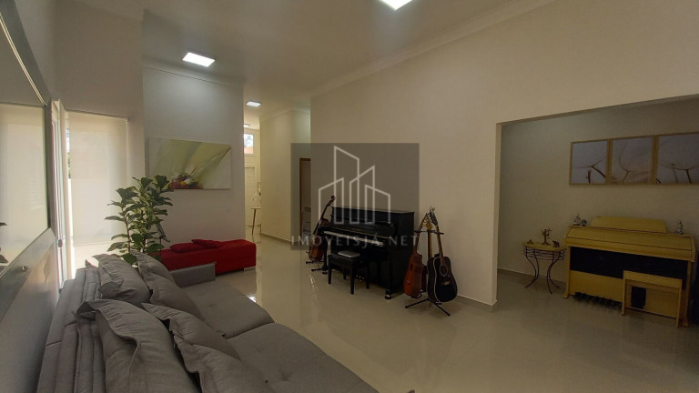 Imagem Casa com 3 Quartos à Venda, 210 m² em Alphaville - Santana De Parnaíba