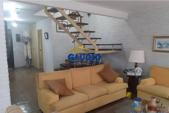 Casa com 5 Quartos à Venda, 240 m² em Retiro Morumbi - São Paulo