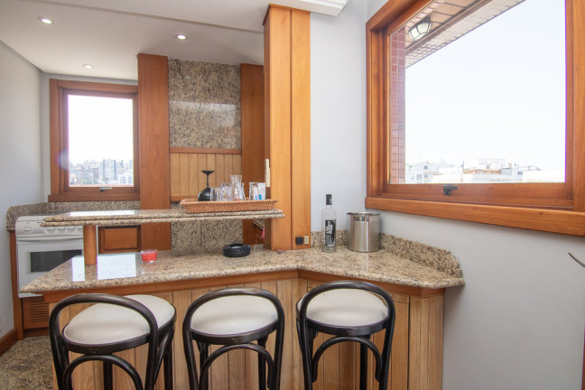 Imagem Cobertura com 3 Quartos à Venda, 164 m² em Rio Branco - Porto Alegre