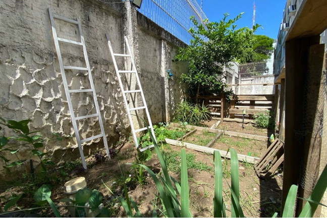Imagem Apartamento com 2 Quartos à Venda, 59 m² em Santana - Porto Alegre