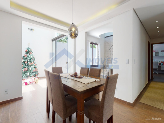 Imagem Sobrado com 4 Quartos à Venda, 600 m² em Guarujá - Porto Alegre