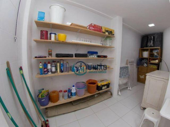 Imagem Casa com 3 Quartos à Venda, 350 m² em Pendotiba - Niterói