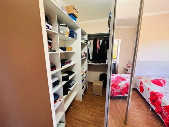 Imagem Casa com 3 Quartos à Venda, 215 m² em Hípica - Porto Alegre