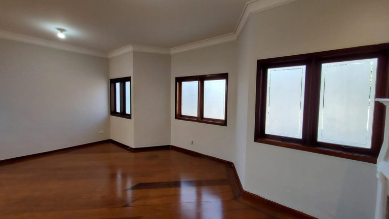 Imagem Casa com 3 Quartos para Alugar, 171 m² em Chácara Pavoeiro - Cotia Imagem Casa com 3 Quartos para Alugar, 171 m² em Chácara Pavoeiro - Cotia