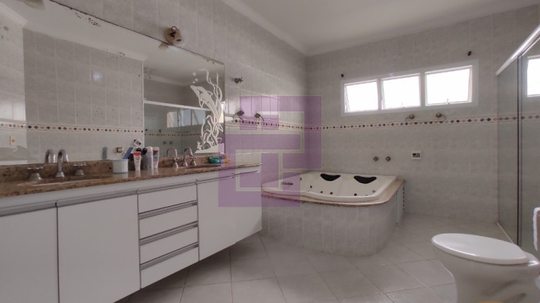 Imagem Sobrado com 4 Quartos à Venda, 288 m² em Jardim Las Palmas - Guarujá Imagem Sobrado com 4 Quartos à Venda, 288 m² em Jardim Las Palmas - Guarujá
