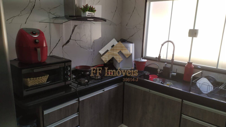 Imagem Casa com 4 Quartos à Venda, 250 m² em São Carlos
