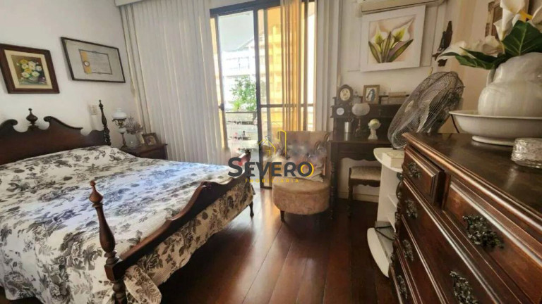 Imagem Apartamento com 4 Quartos à Venda, 207 m² em Ingá - Niterói