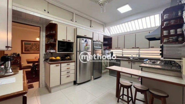 Imagem Casa com 5 Quartos à Venda, 365 m² em Nova Campinas - Campinas Imagem Casa com 5 Quartos à Venda, 365 m² em Nova Campinas - Campinas