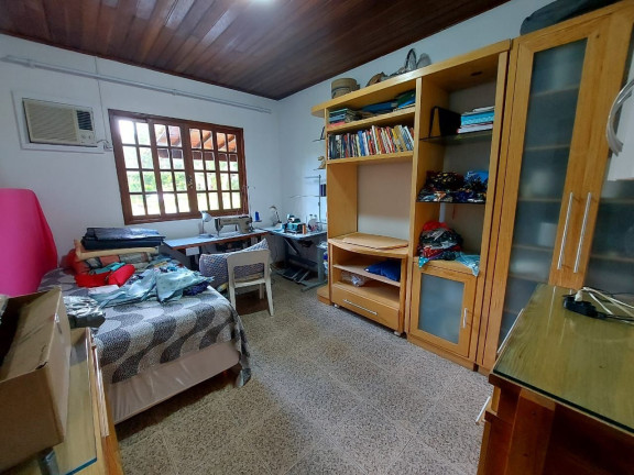 Imagem Casa com 3 Quartos à Venda, 160 m² em Vargem Grande - Teresópolis Imagem Casa com 3 Quartos à Venda, 160 m² em Vargem Grande - Teresópolis