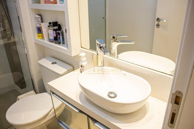 Imagem Apartamento com 3 Quartos à Venda, 117 m² em Centro - Balneário Camboriú Imagem Apartamento com 3 Quartos à Venda, 117 m² em Centro - Balneário Camboriú