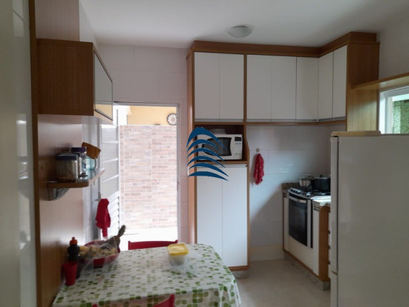 Imagem Casa com 4 Quartos à Venda, 139 m² em Abrantes - Camaçari Imagem Casa com 4 Quartos à Venda, 139 m² em Abrantes - Camaçari