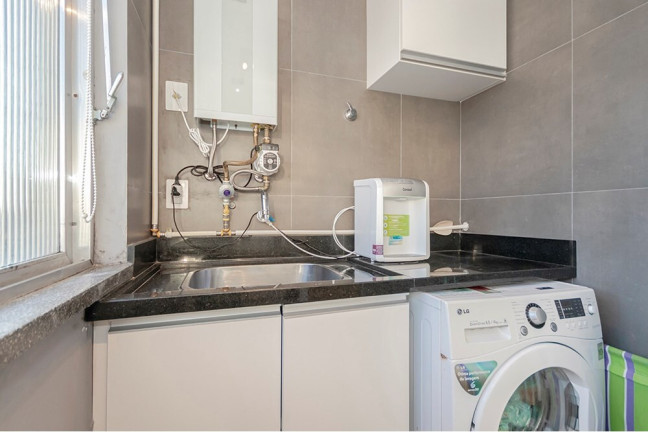Imagem Apartamento com 3 Quartos à Venda, 100 m² em Menino Deus - Porto Alegre