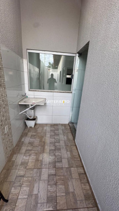 Imagem Casa com 2 Quartos à Venda, 125 m²