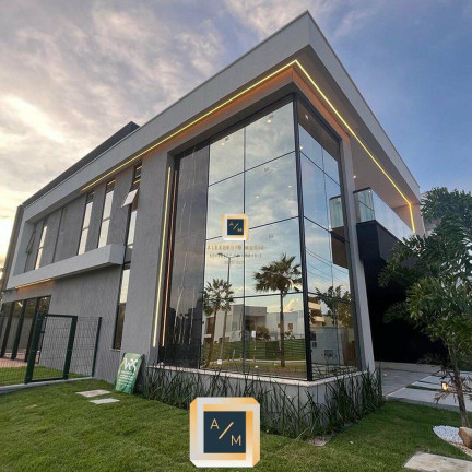 Casa com 5 Quartos à Venda, 396 m² em Urucunema - Eusébio