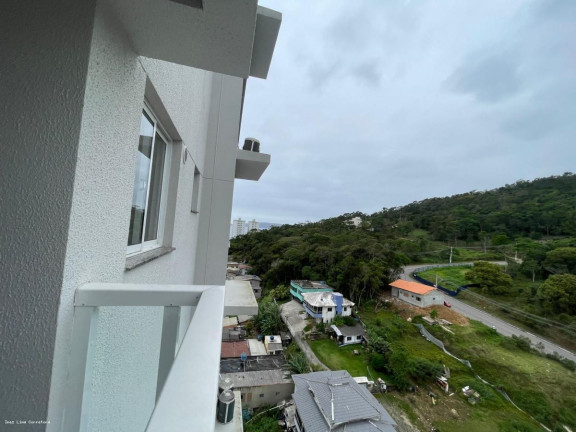 Imagem Apartamento com 2 Quartos à Venda, 70 m² em Tabuleiro - Itapema