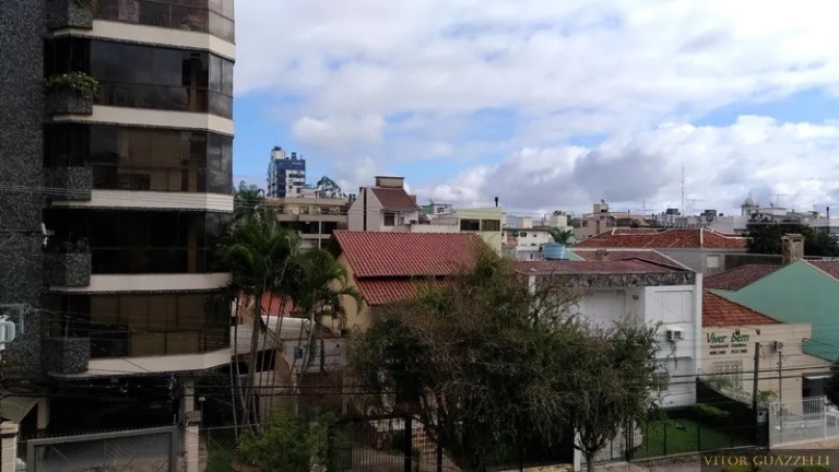 Imagem Apartamento com 2 Quartos à Venda, 75 m² em São João - Porto Alegre
