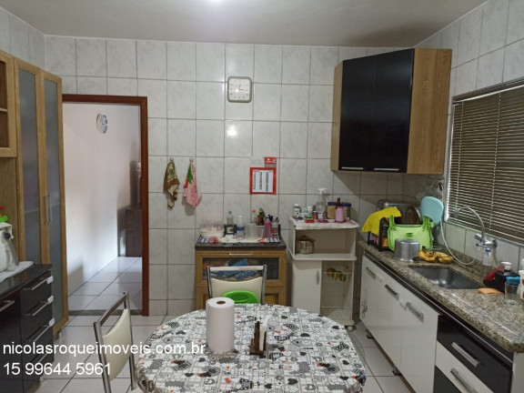 Imagem Casa com 4 Quartos à Venda, 155 m² em Centro - Boituva Imagem Casa com 4 Quartos à Venda, 155 m² em Centro - Boituva