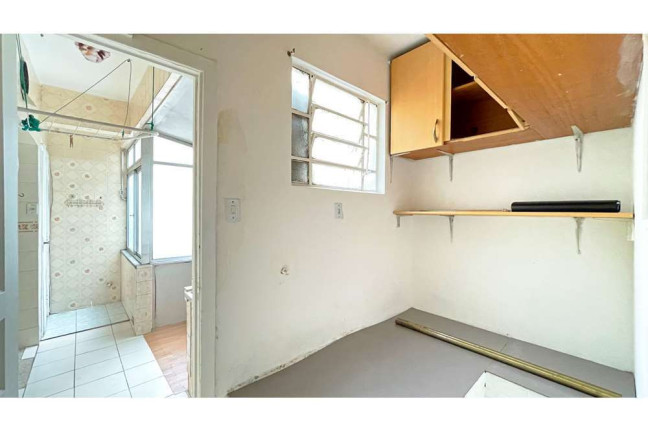 Imagem Imóvel com 3 Quartos à Venda,  em Independência - Porto Alegre