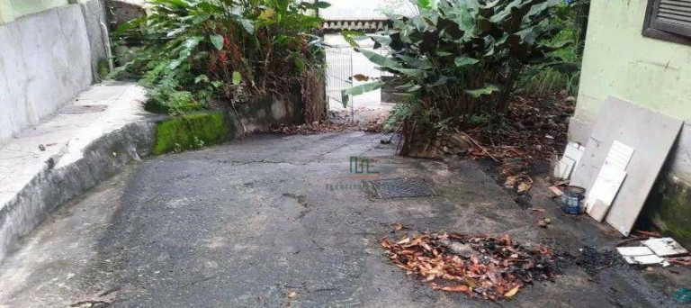 Imagem Casa com 6 Quartos à Venda, 190 m² em Baldeador - Niterói Imagem Casa com 6 Quartos à Venda, 190 m² em Baldeador - Niterói