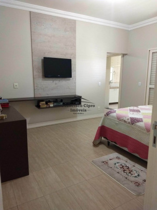 Imagem Casa com 4 Quartos à Venda, 654 m² em Condomínio Jardim Nova - Cachoeira Paulista