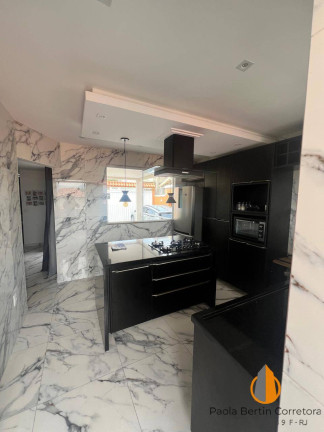 Imagem Casa com 3 Quartos à Venda, 350 m² em Itapeba - Maricá