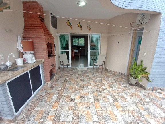 Casa com 3 Quartos à Venda, 184 m² em Tupi - Praia Grande