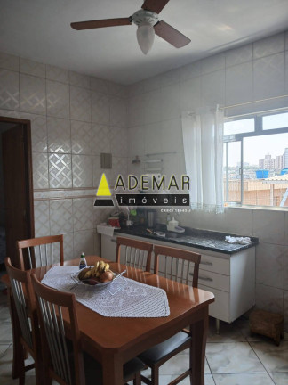 Imagem Casa com 8 Quartos à Venda, 220 m² em Serraria - Diadema Imagem Casa com 8 Quartos à Venda, 220 m² em Serraria - Diadema