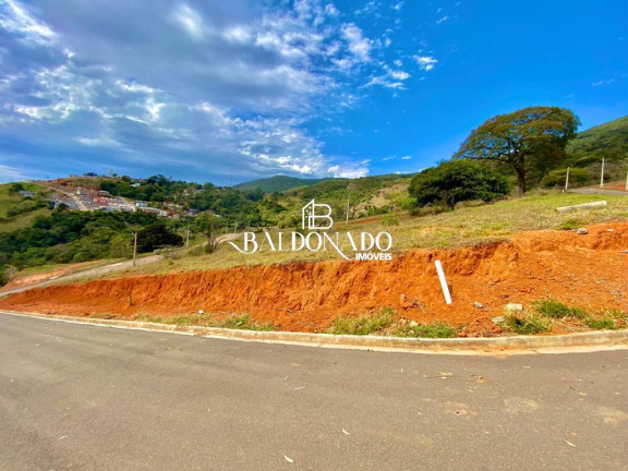 Imagem Terreno à Venda, 300 m² em Centro - Extrema Imagem Terreno à Venda, 300 m² em Centro - Extrema