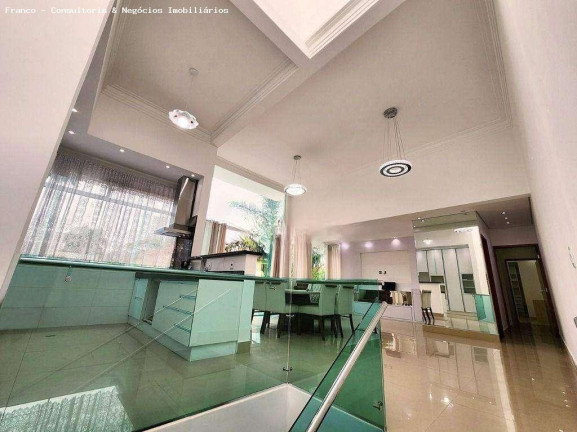 Imagem Sobrado com 3 Quartos à Venda, 249 m² em Jardim - Santo André