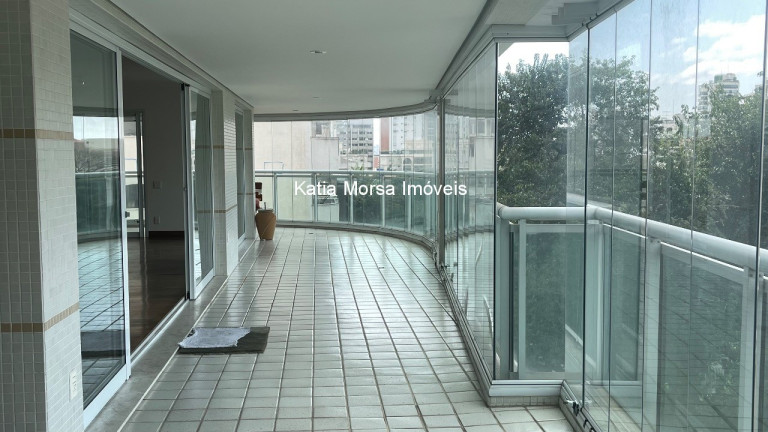 Imagem Imóvel com 4 Quartos à Venda, 438 m² em Pacaembu - São Paulo Imagem Imóvel com 4 Quartos à Venda, 438 m² em Pacaembu - São Paulo